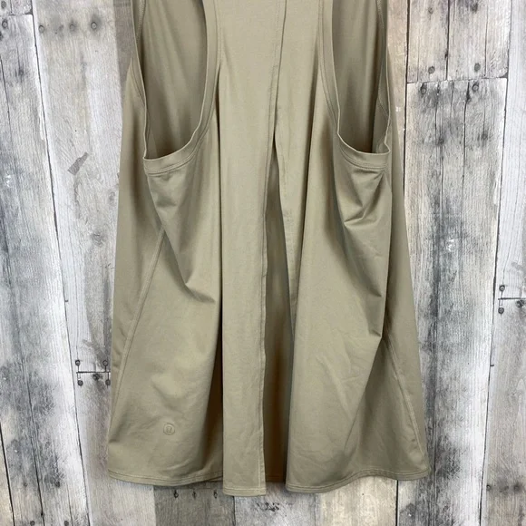 Lululemon All Tied Up Tank in Palm Court Size 6 - Picture 10 of 16